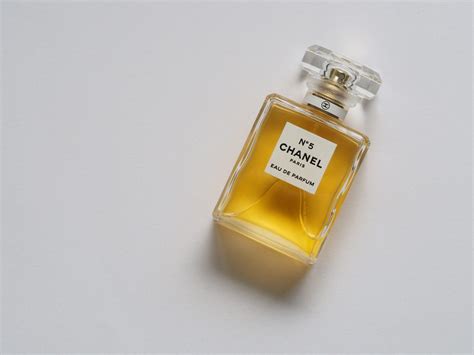 chanel no 5 ounce sizes